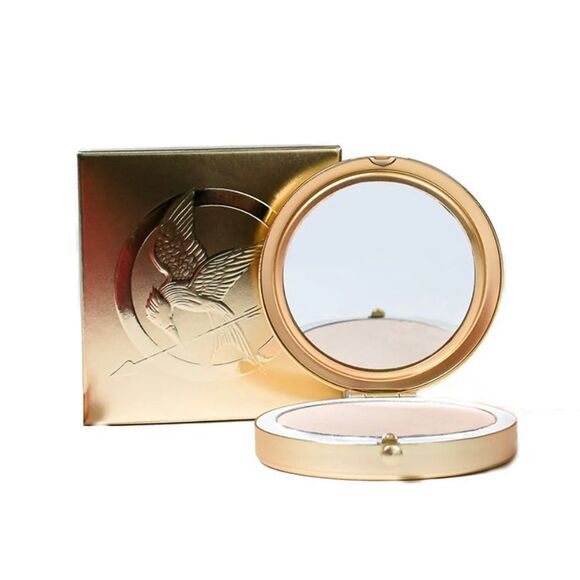 STORYBOOK COSMETICS - NWOT World of  Hunger Games Pressed Powder/"Girl on Fire" - Picture 3 of 15